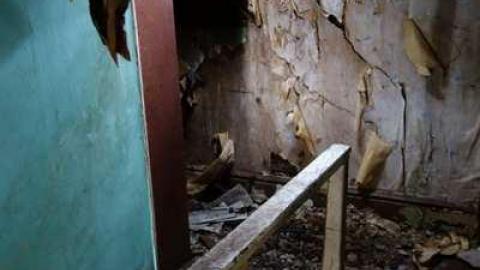 Dec 8/13 - Farm-on-GR-1374.jpg