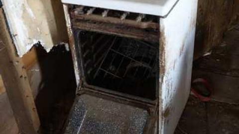 Dec 8/13 - Farm-on-GR-1378.jpg