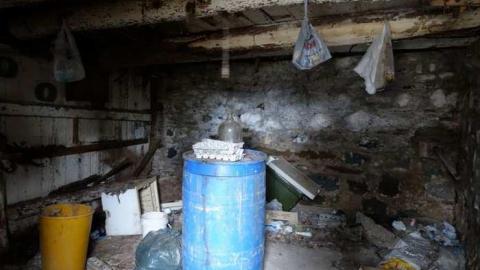 Dec 8/13 - Farm-on-GR-1380.jpg