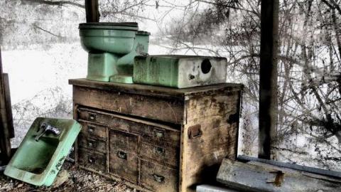 Don't Shoot the Hostages - IMG_8276b.jpg