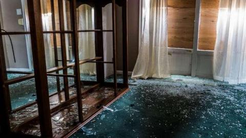 Don't Shoot the Hostages - IMG_8279-2.jpg