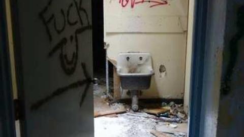 Dec 29/13 - Bowmanville-Senior-Public-School197.jpg