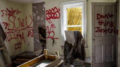 Help, Daddy Hurt Me  - 12 - IMG_8335-2.jpg