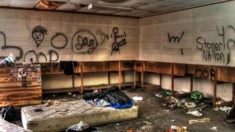 Comic Relief - The-Comic-Den16.jpg