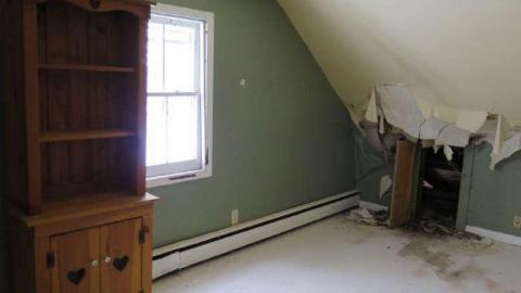 Bad Bad Bad Bad Bones... - BB17.jpg