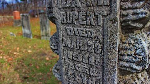 Riverside Pioneer Cemetery photo 3