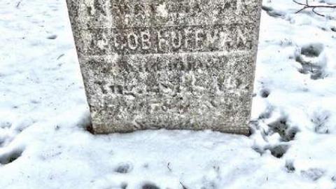 Winter 2013 - Fort-Erie-Coloured-Cemetery6.jpg