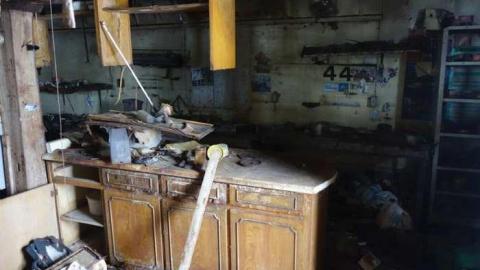 Jan 2014 - Old-House--Barns114.jpg