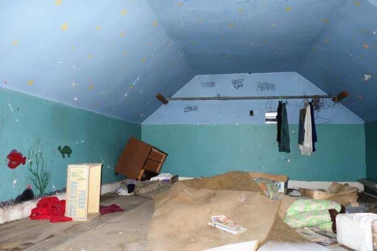 Jan 2014 - Old-House--Barns120.jpg