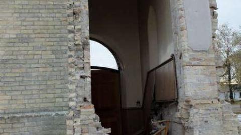 Nov2013 - Kirkton-Church3.jpg