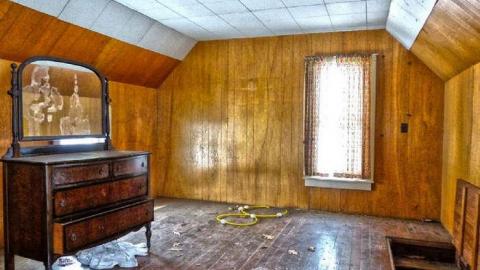 Anthens Beach Threesome - Anthes-Beach-Houses25.jpg