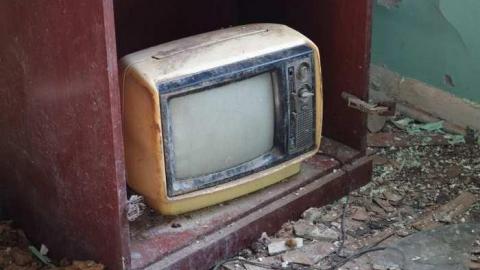 Feb 2014 - House-with-a-View230.jpg