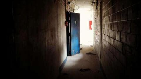 Breaking In - The-Newer-Don-Jail29.jpg