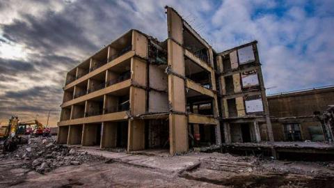 A Little Left - Seaway-Hotel40.jpg