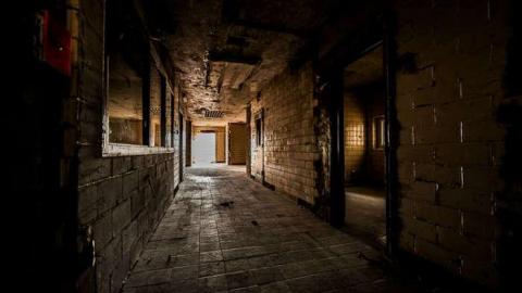 Framed!! - The-Newer-Don-Jail11.jpg