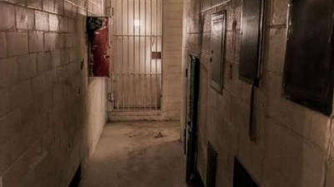 Framed!! - The-Newer-Don-Jail26.jpg