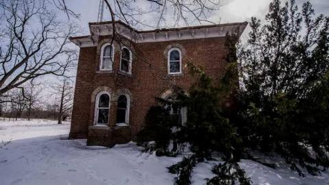 Too Much Too Handle - Mother in the Eyes-8788.jpg