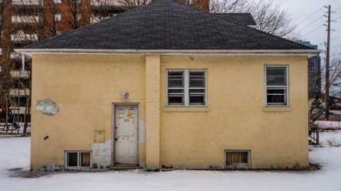 Zee Nada - 103.5-Radio-Station3.jpg