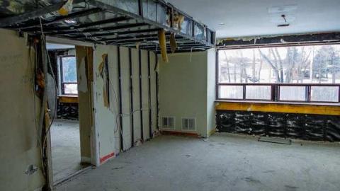 Zee Nada - 103.5-Radio-Station15.jpg