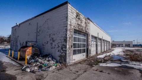 Ringing in my head. - We-Love-Cars9.jpg