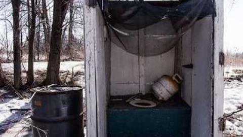 Volpe's Veggies - Squatter-House18.jpg