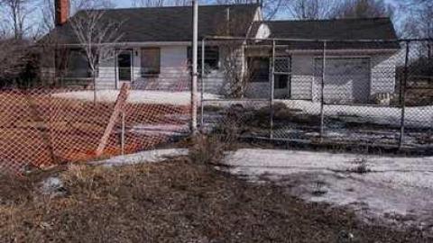 Volpe's Veggies - Squatter-House8.jpg