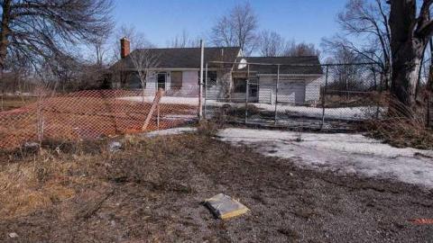 Volpe's Veggies - Squatter-House20.jpg