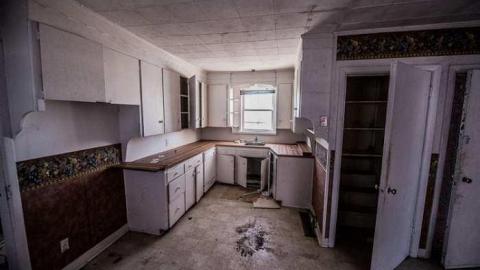 Still the Same - Tremaine Red-8901.jpg