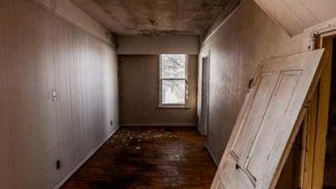 Anybody seen the Bridge? - Tremaine II-8955.jpg