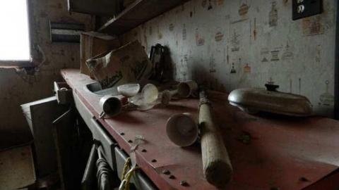 Upstairs April 2013 - Farmhouse-NE-of-Fergus7.jpg