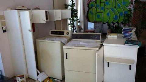 March 2014 - Abandoned-Cat-Lady-House454.jpg