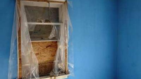 March 2014 - Squatter-House39.jpg