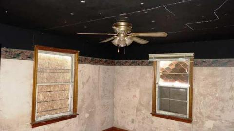 March 2014 - Squatter-House40.jpg