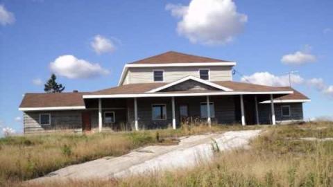 Gallery #1 - 90-renovated..-then-abandoned11.jpg