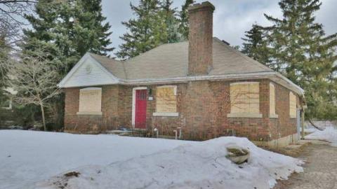 TGTN#1: 465 - There-Goes-The-Neighbourhood28.jpg