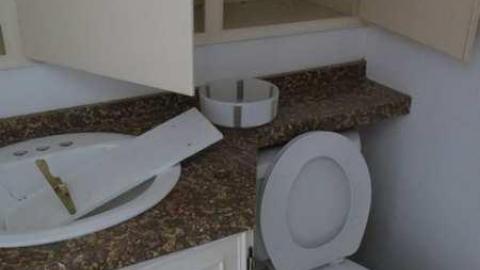 TGTN#1: 465 - There-Goes-The-Neighbourhood39.jpg