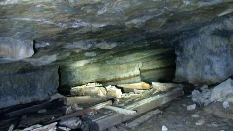 Queenston Mine Dec/2013 - Queenston-Quarry-Mine-Entry26.jpg