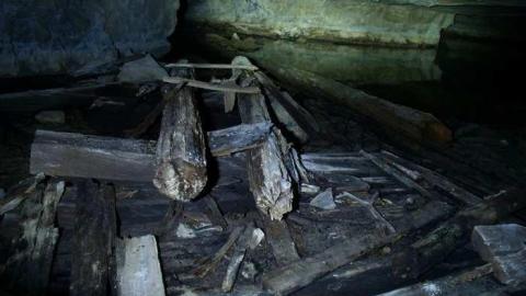 Queenston Mine Dec/2013 - Queenston-Quarry-Mine-Entry27.jpg