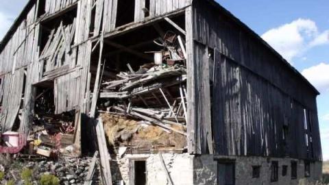 Sunday Afternoon - HUE 2010 1 019.jpg