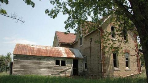 Abandoned Beauty - DSC_4733aa.jpg