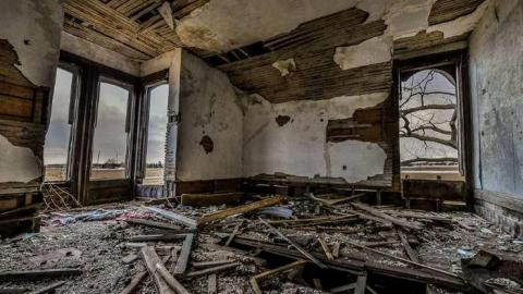 Guyitt the Great - guyitt house-0073.jpg