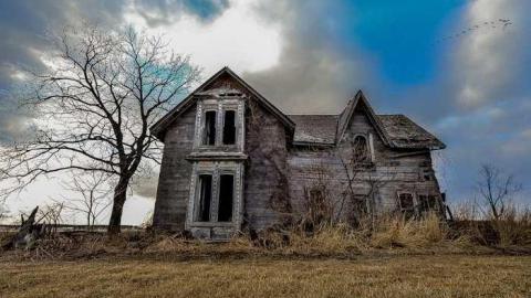 Guyitt the Great - guyitt house-0080.jpg