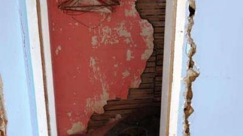 March 2014 - Skinned5.jpg