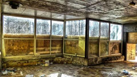 damn kids - Popper-Room16.jpg