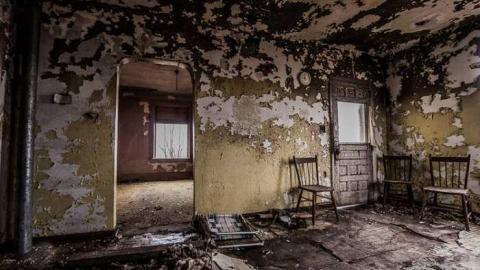 Rained In - Dunwich-Farmhouse113.jpg