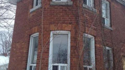 Exteriors only - Middle-of-Town-Elmvale5.jpg