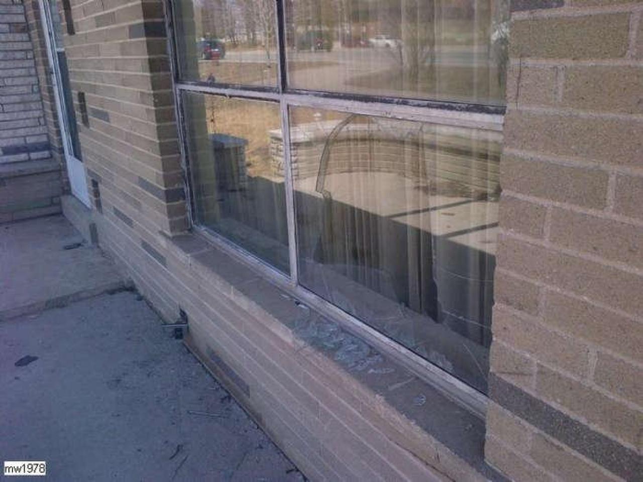 Soon to be gone? - Sad-Home7.jpg