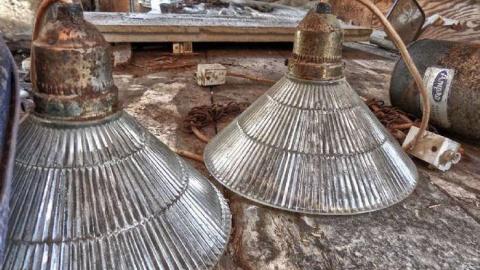 Antique-less - Antiqueless9.jpg