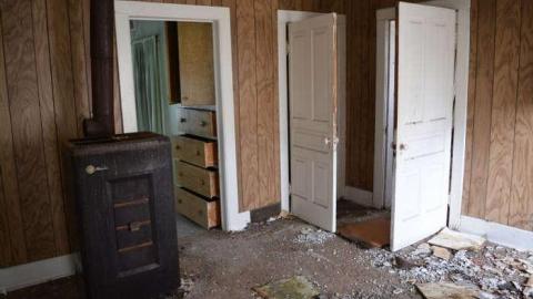 April 2014 - DSC_0226.jpg