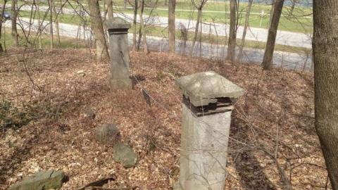 Not Maintained - Oak-Hall-Gate10.jpg